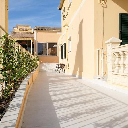 Solari Luxury Apartments Corfu Town Extérieur photo